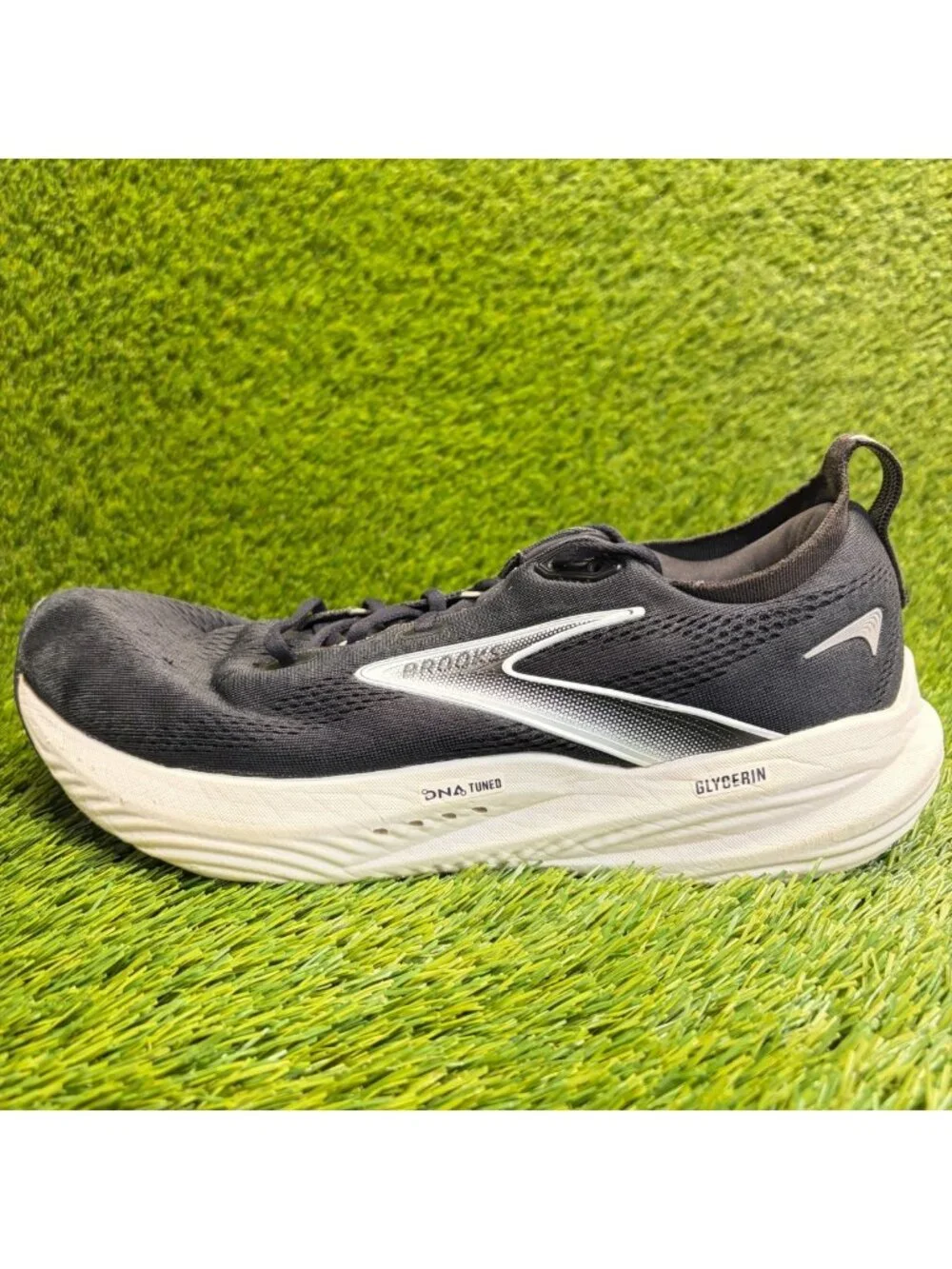 Brooks Glycerin 22 Mens Size 11.5 Black White Athletic Running Shoes Sneakers